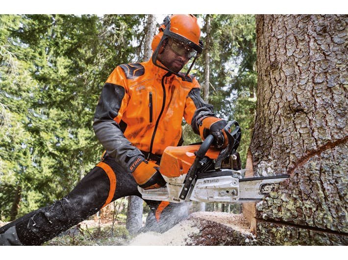 STIHL MS 462 C-M 28 72.2cc 28″ 13 Lbs Fuel-Efficient Gas-Powered M-Tronic C-M Chainsaw w/Bar & Chain