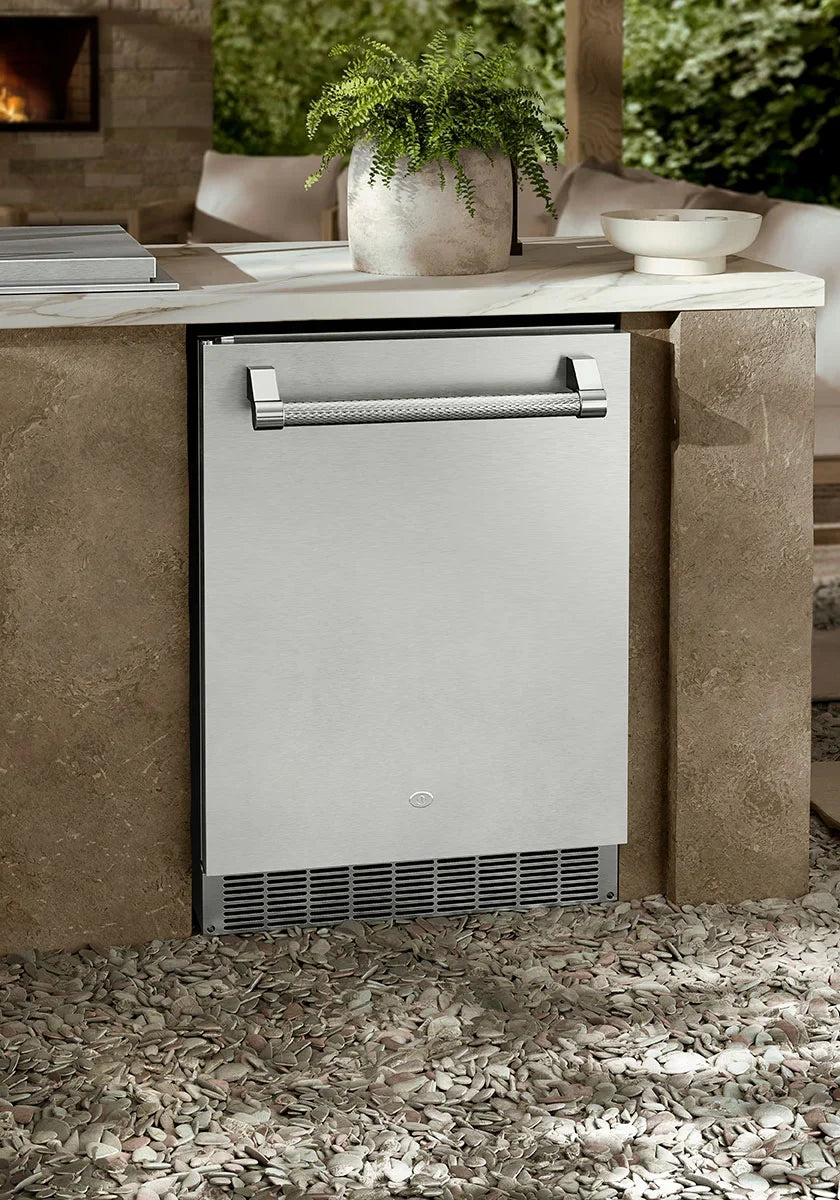 Aspire By Hestan 24" Outdoor Undercounter Refrigerator With Lock & Solid Reversiblr Door - ERS24