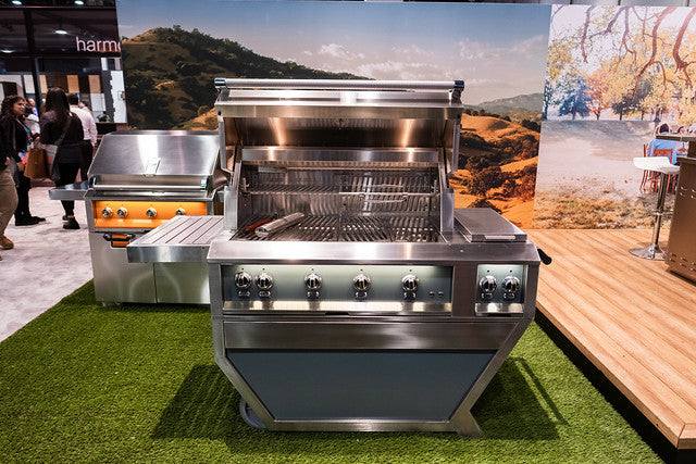 Hestan 42" Outdoor Built-In Grill with Deluxe Cart, 3-Trellis Burners, Sear Burner, Double Side Burner & Rotisserie Kit - GMBR42CX2