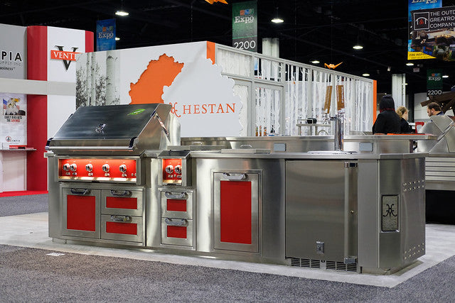 Hestan 24″ Right Hinged With Lock, Outdoor Double Faucet Beer Dispenser (Glass Door) - GFDSR242