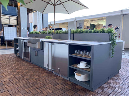 Hestan 30″ Outdoor Refreshment Center with High Shelf - GRCHS30