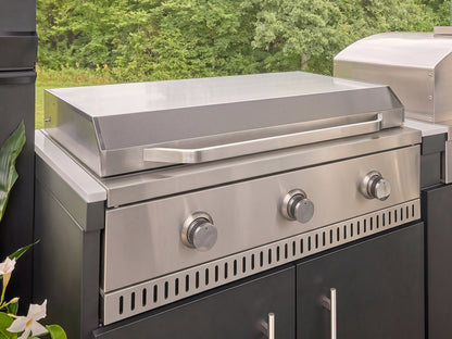 Langston | Covered Walk-In Outdoor Kitchen with Built-In Griddle & Pizza Oven