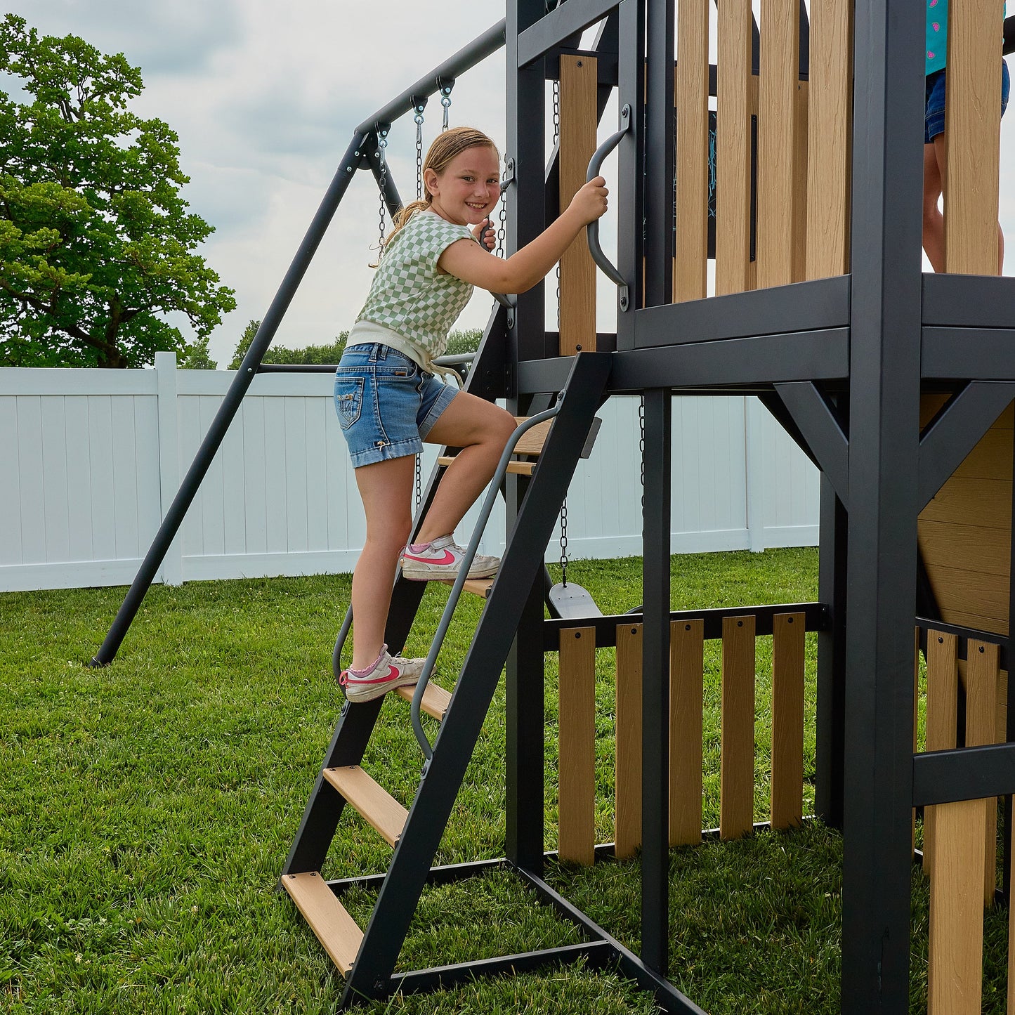 Atlas Steel Swing Set with Monkey Bars