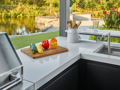 Edgemont Bay | U-Shape Outdoor Kitchen with Bar Seating, Griddle & Pizza Oven