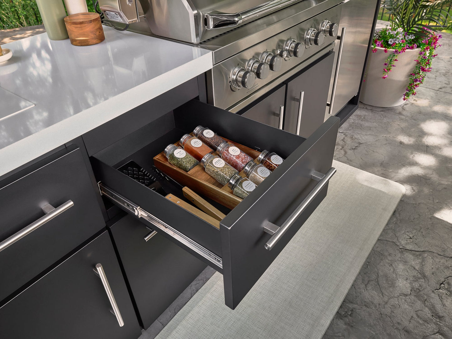 Lancaster | Covered Linear Outdoor Kitchen with Built-In Griddle