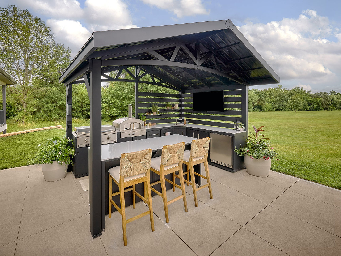 Langston | Covered Walk-In Outdoor Kitchen with Built-In Griddle & Pizza Oven