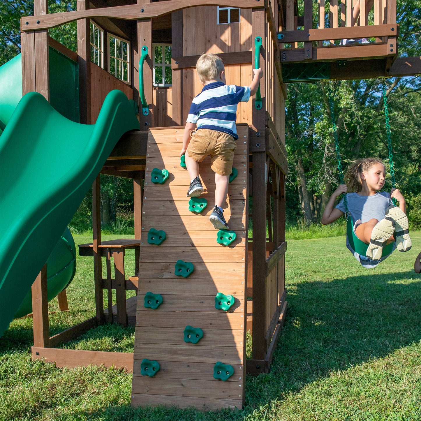 Skyfort II With Spiral Tube Slide