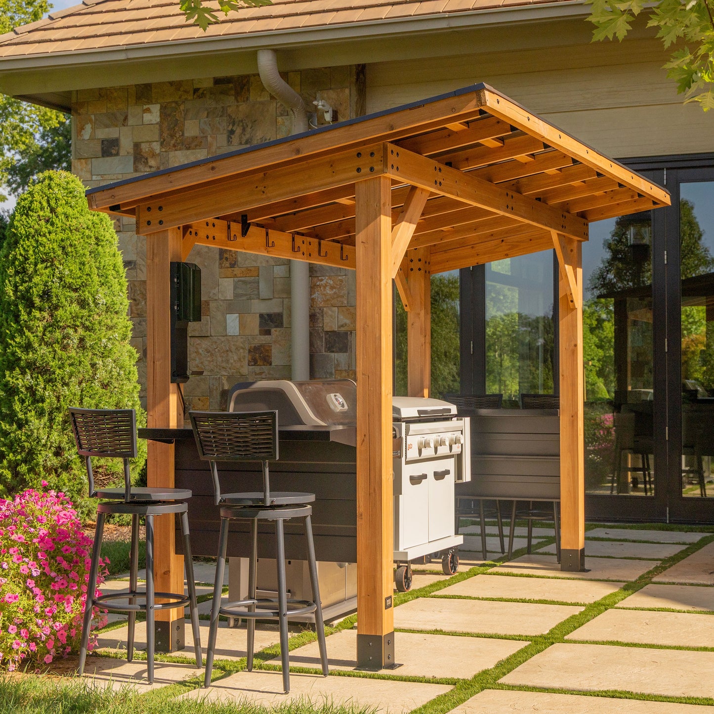 Briarton Grill Gazebo XL