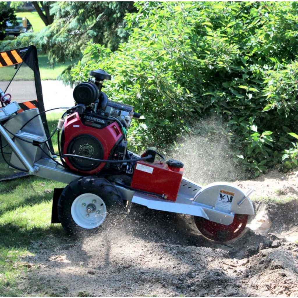 Dosko Stump Grinder 20 HP Self Propelled Honda GX630
