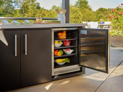 Edgemont Bay | U-Shape Outdoor Kitchen with Bar Seating, Grill & Pizza Oven