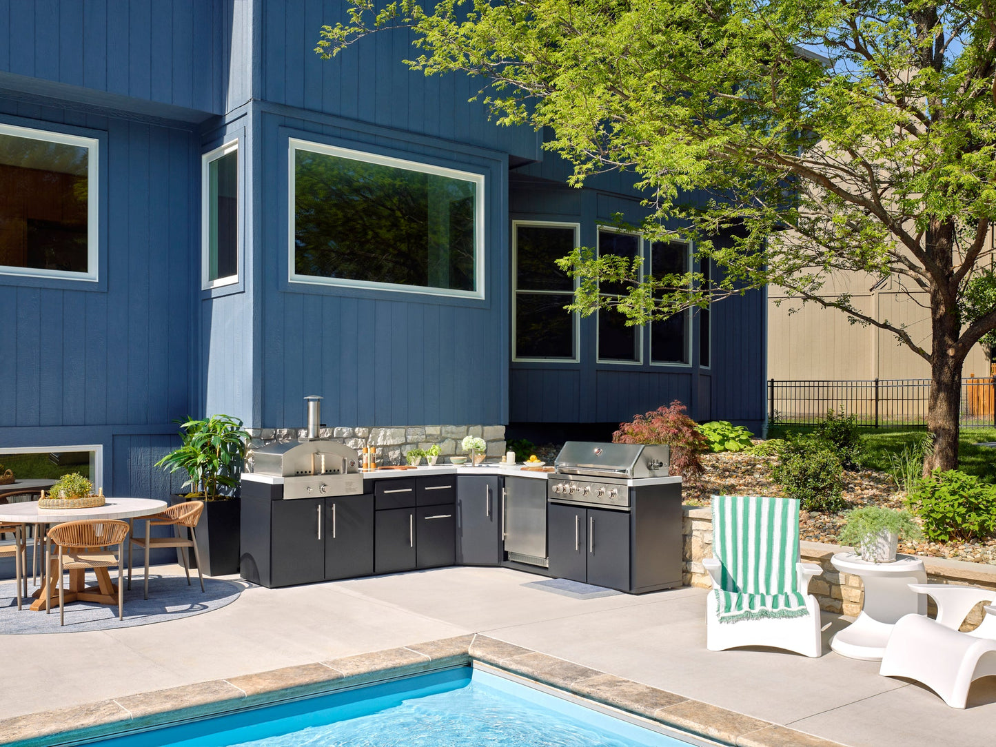Emory | Corner Outdoor Kitchen Island with Built-In Grill & Pizza Oven