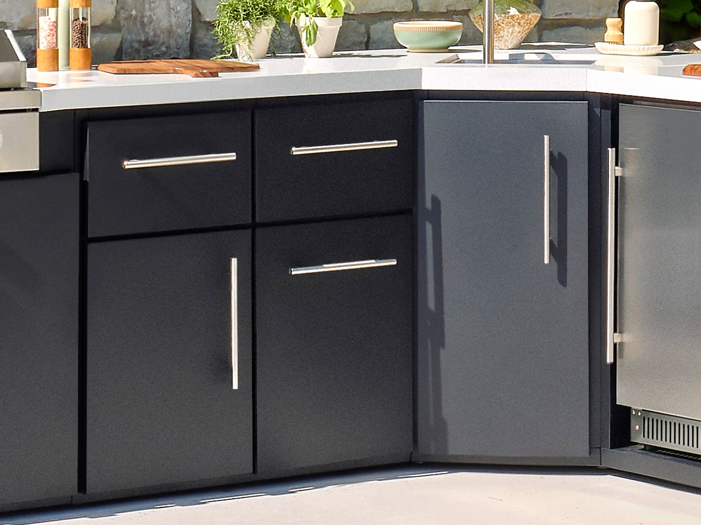 Emory | Corner Outdoor Kitchen Island with Built-In Grill & Pizza Oven