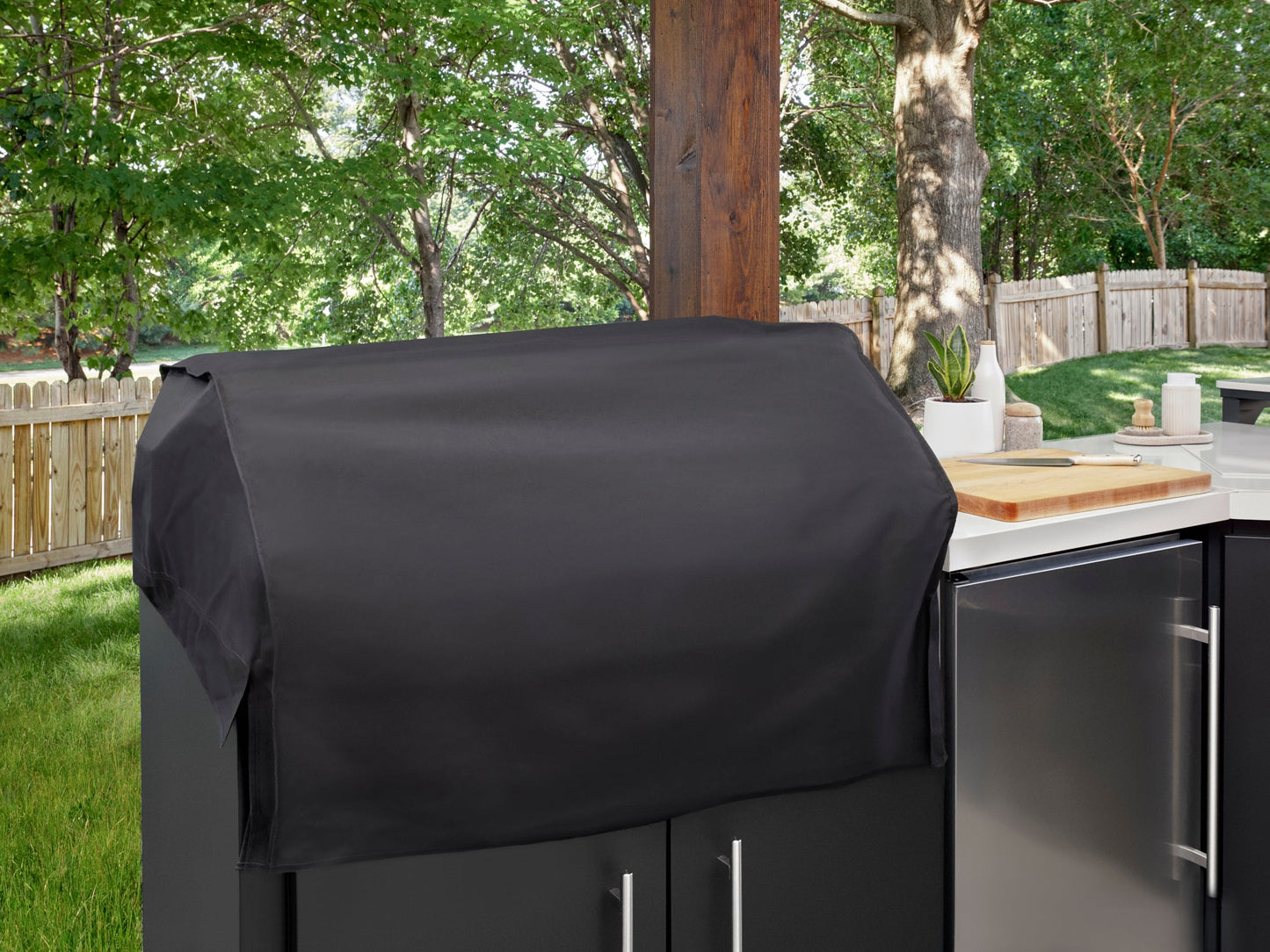 Langston | Covered Walk-In Outdoor Kitchen with Built-In Grill & Pizza Oven