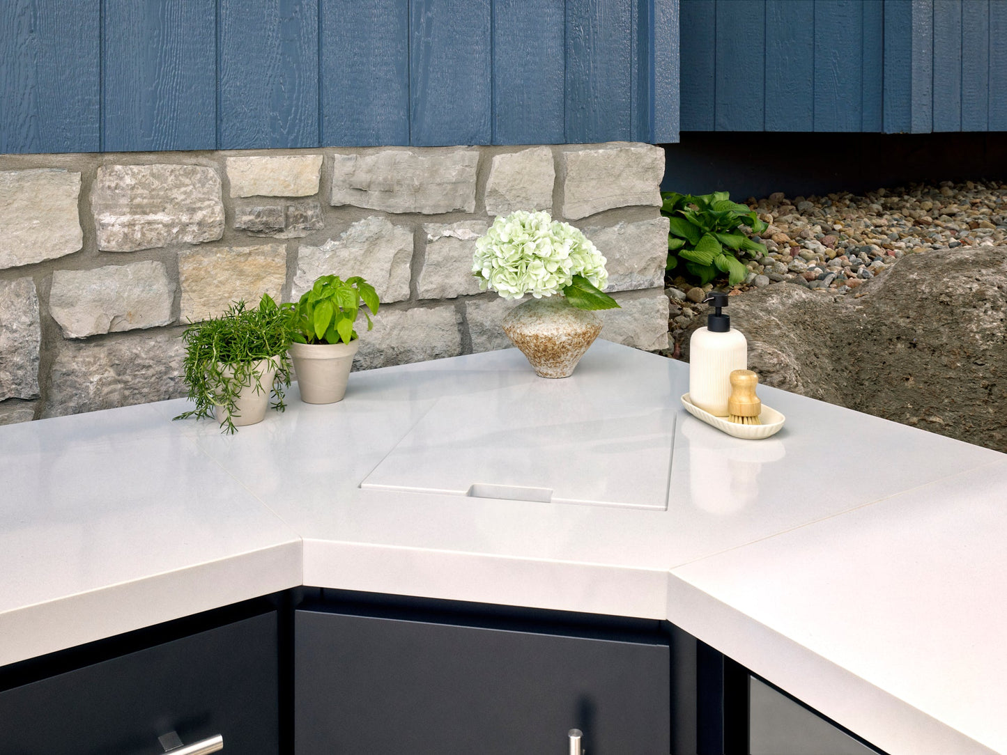 Emory | Corner Outdoor Kitchen Island with Built-In Grill & Pizza Oven