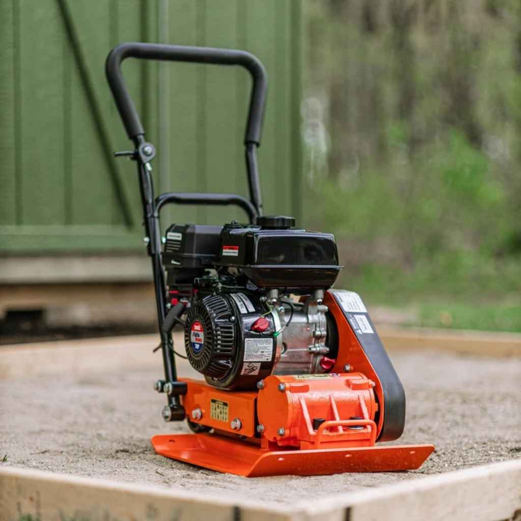 SuperHandy Plate Compactor