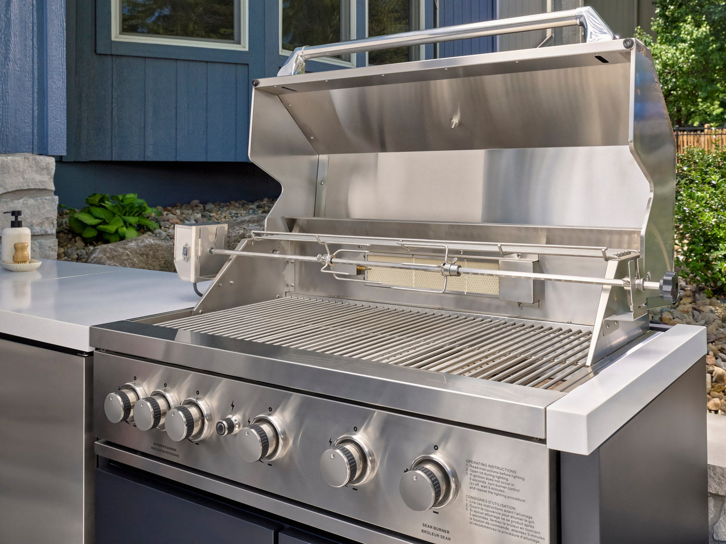 Emory | Corner Outdoor Kitchen Island with Built-In Grill & Pizza Oven